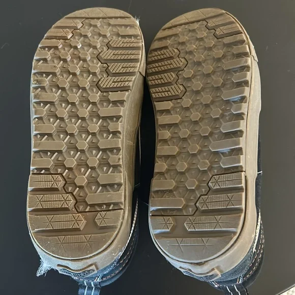 Van’s Off the Wall MTE Women’s size 8 - Picture 6 of 10